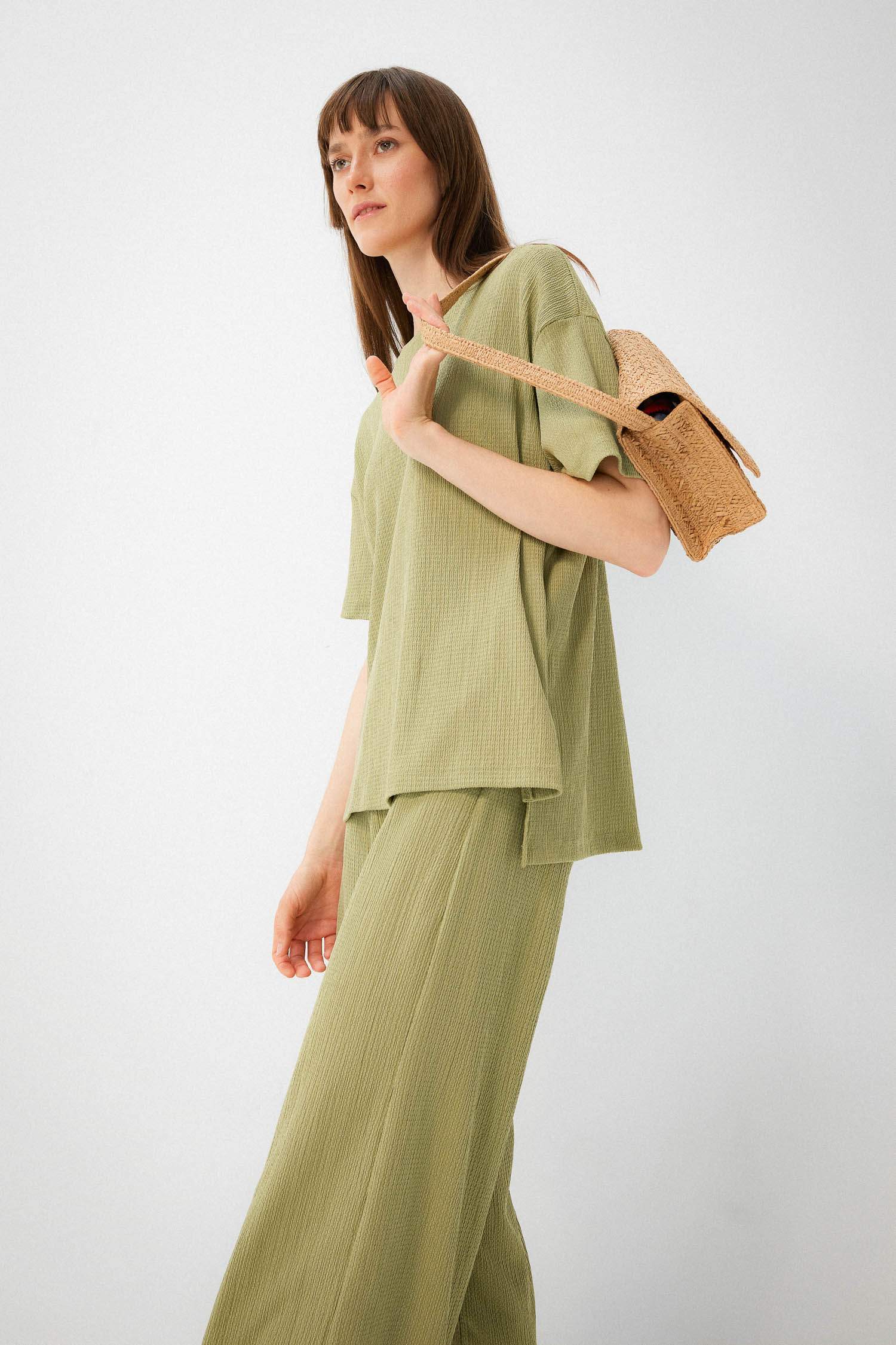 Regular Fit Crew Neck Crepe Short Sleeve T-Shirt