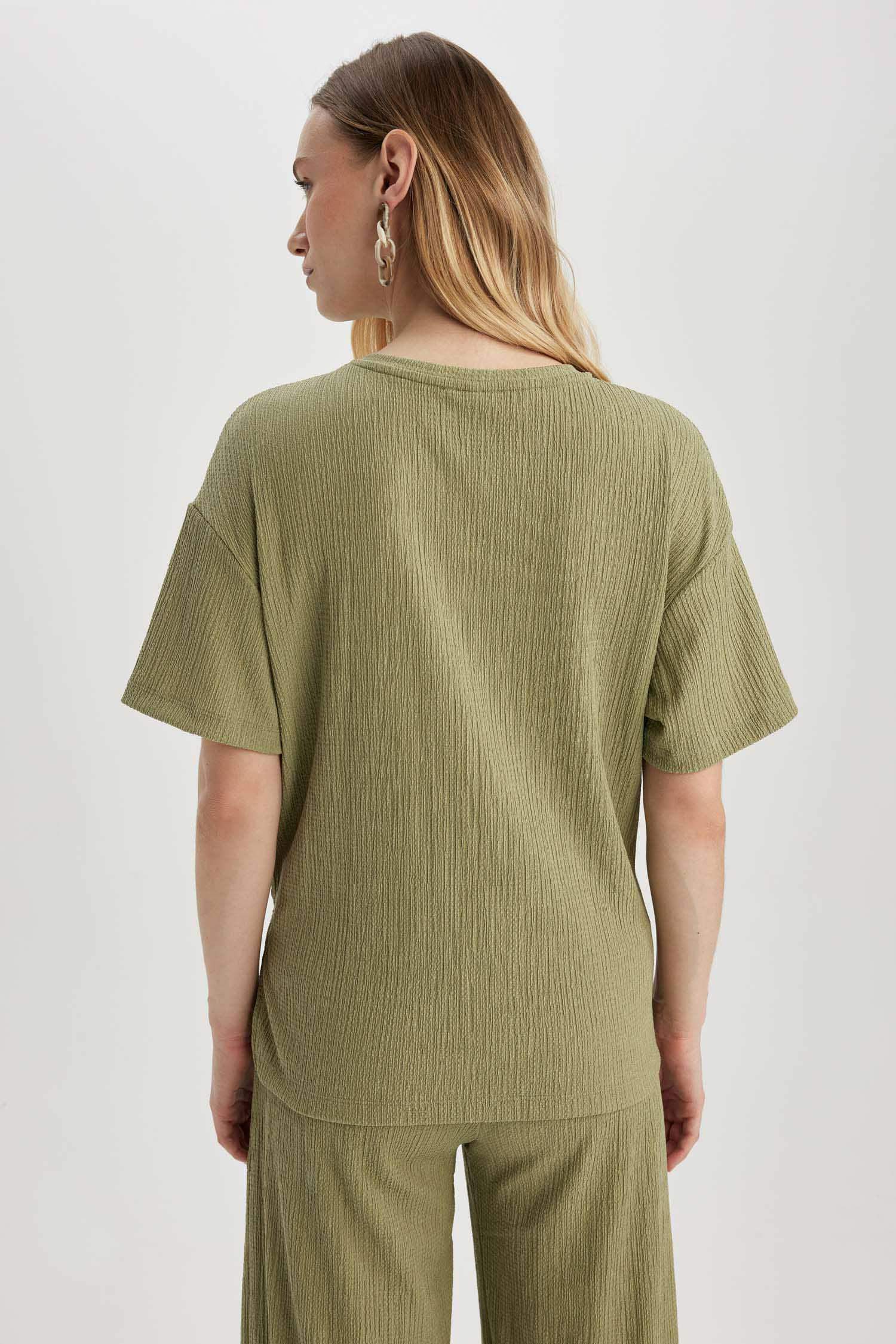 Regular Fit Crew Neck Crepe Short Sleeve T-Shirt