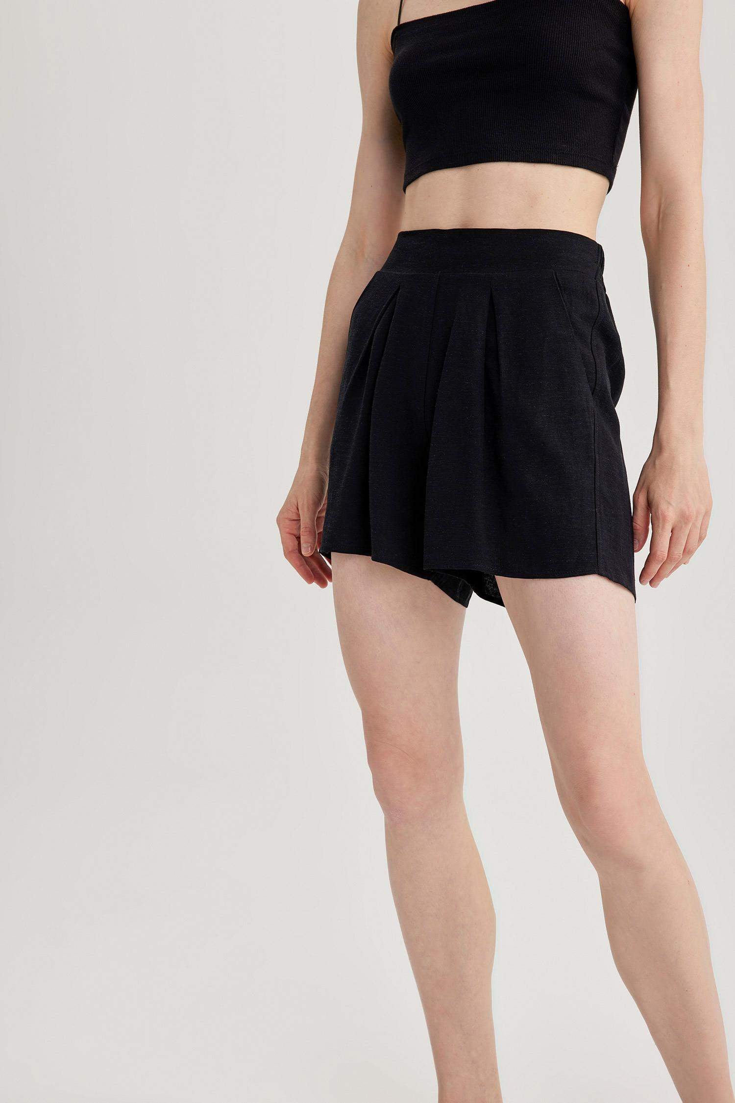 Elastic Waist Wide Leg Linen Blend Shorts