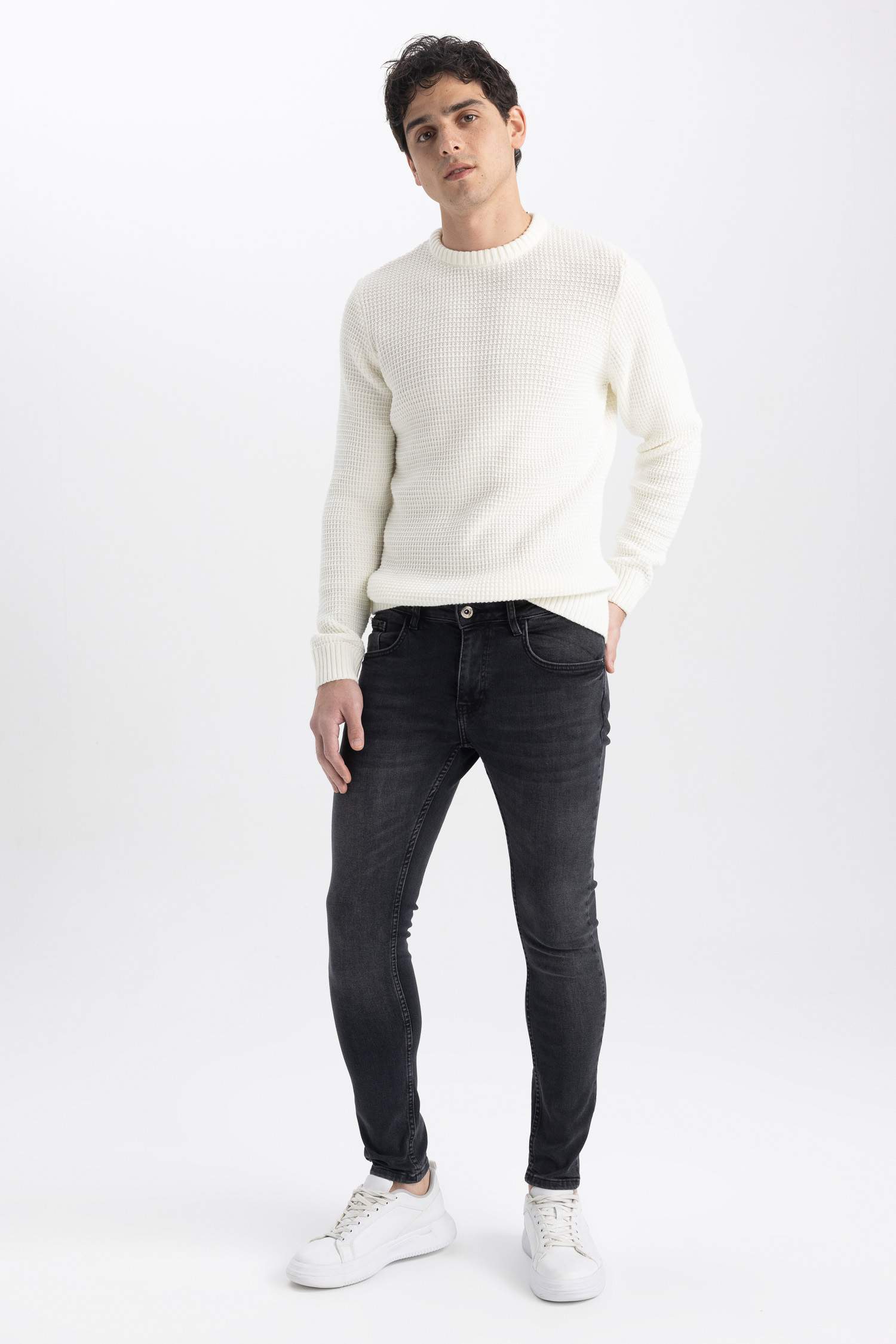 Pantalon Jean Coupe Slim Ourlet étroit