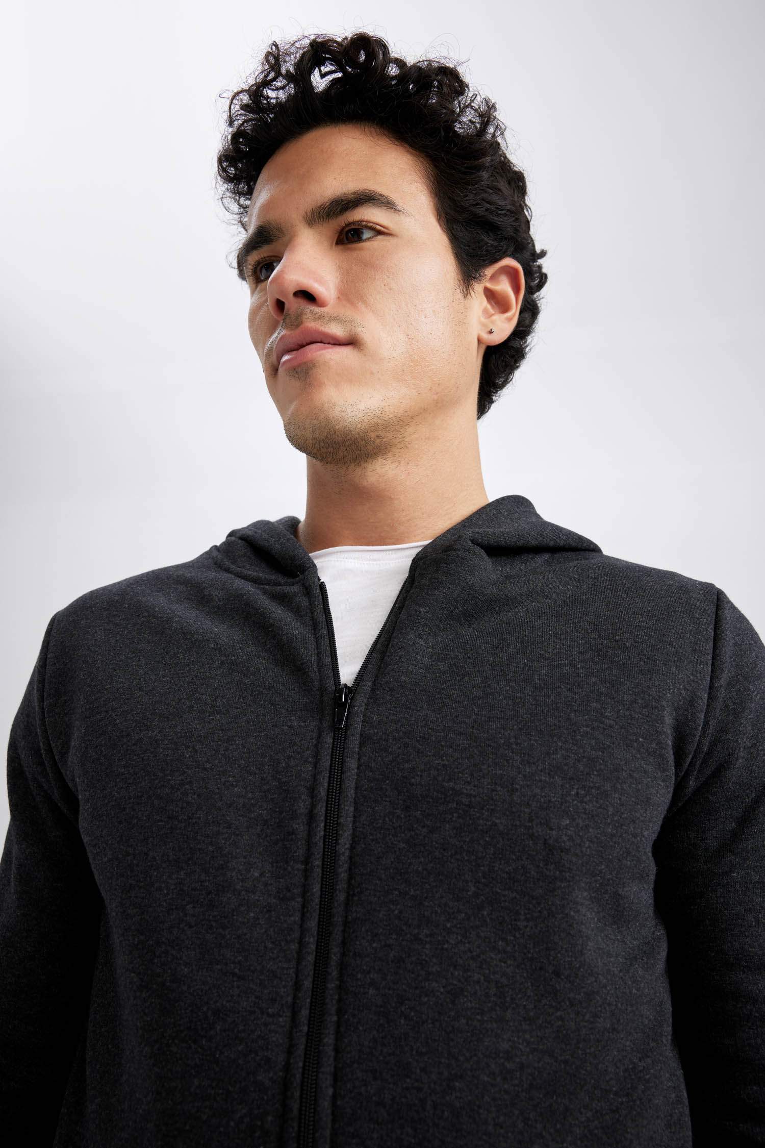 Світшот стандартного крою з капюшоном для чоловіків