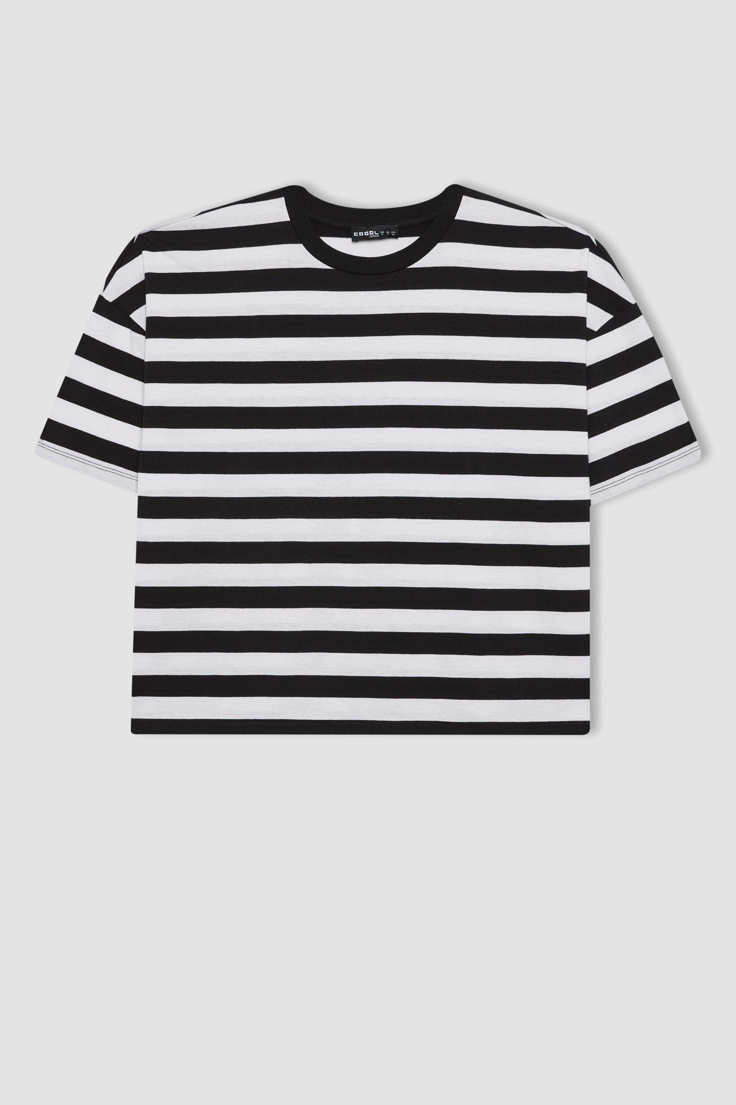 Loose Fit Patterned Short Sleeve T-Shirt