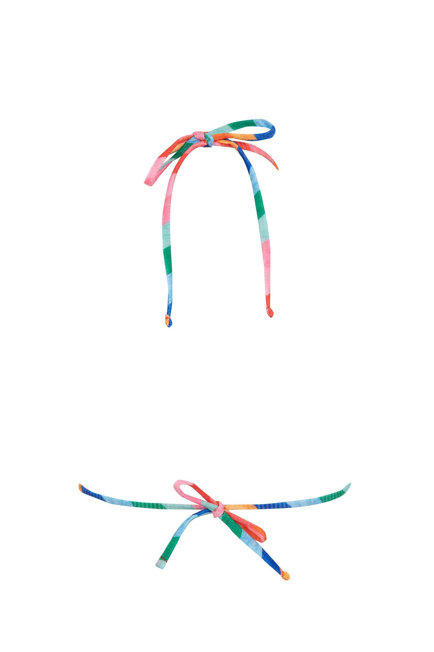 بيكيني توب مطبوع بقصة عادية من Fall In Love