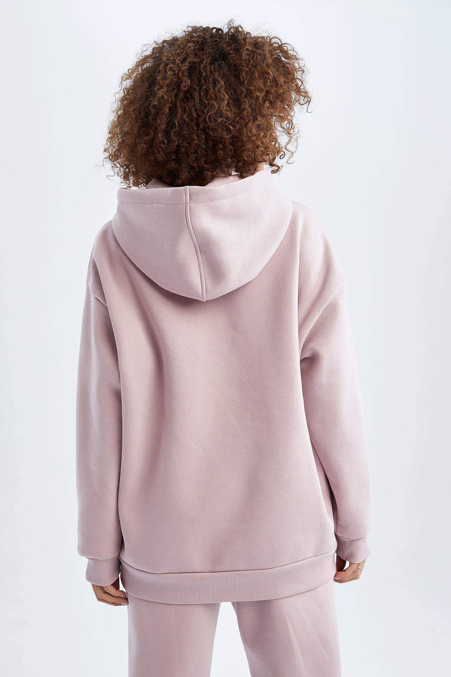 سويت شيرت اوفر سايز رياضي من DeFactoFit