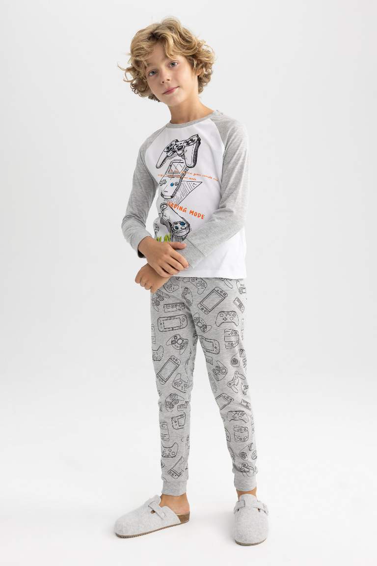 BOYS & TEENS Homewear Models | DeFacto