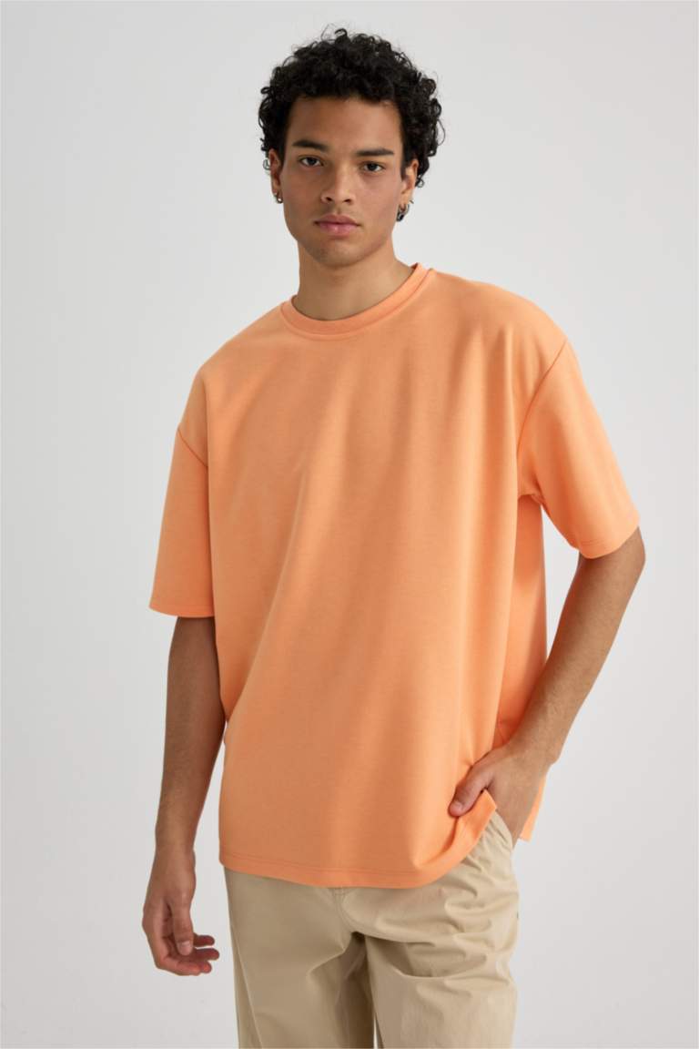 DeFacto T-Shirt Uomo, Materiale Leggero E Resistente, Design Moderno, Vestibilità Comoda, Capo Base Per Ogni Giorno - 2