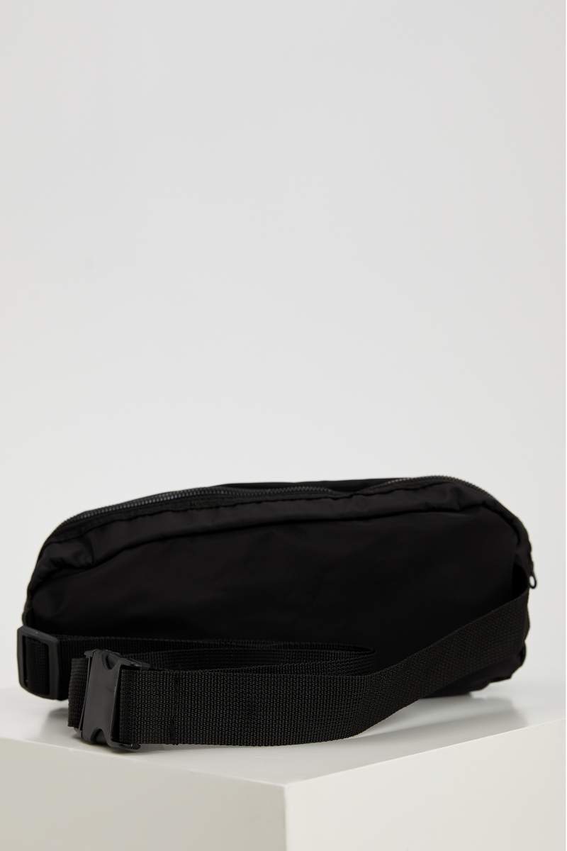 nikelab fanny pack