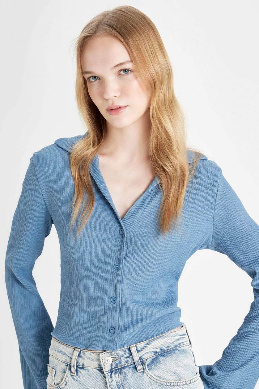 WOMAN Blue Fitted Long Sleeve Crop Shirt