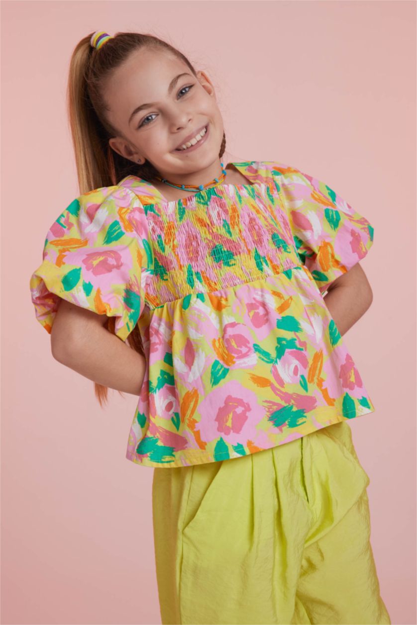 GIRLS & TEENS Green Girl Square Collar Short Sleeve Blouse