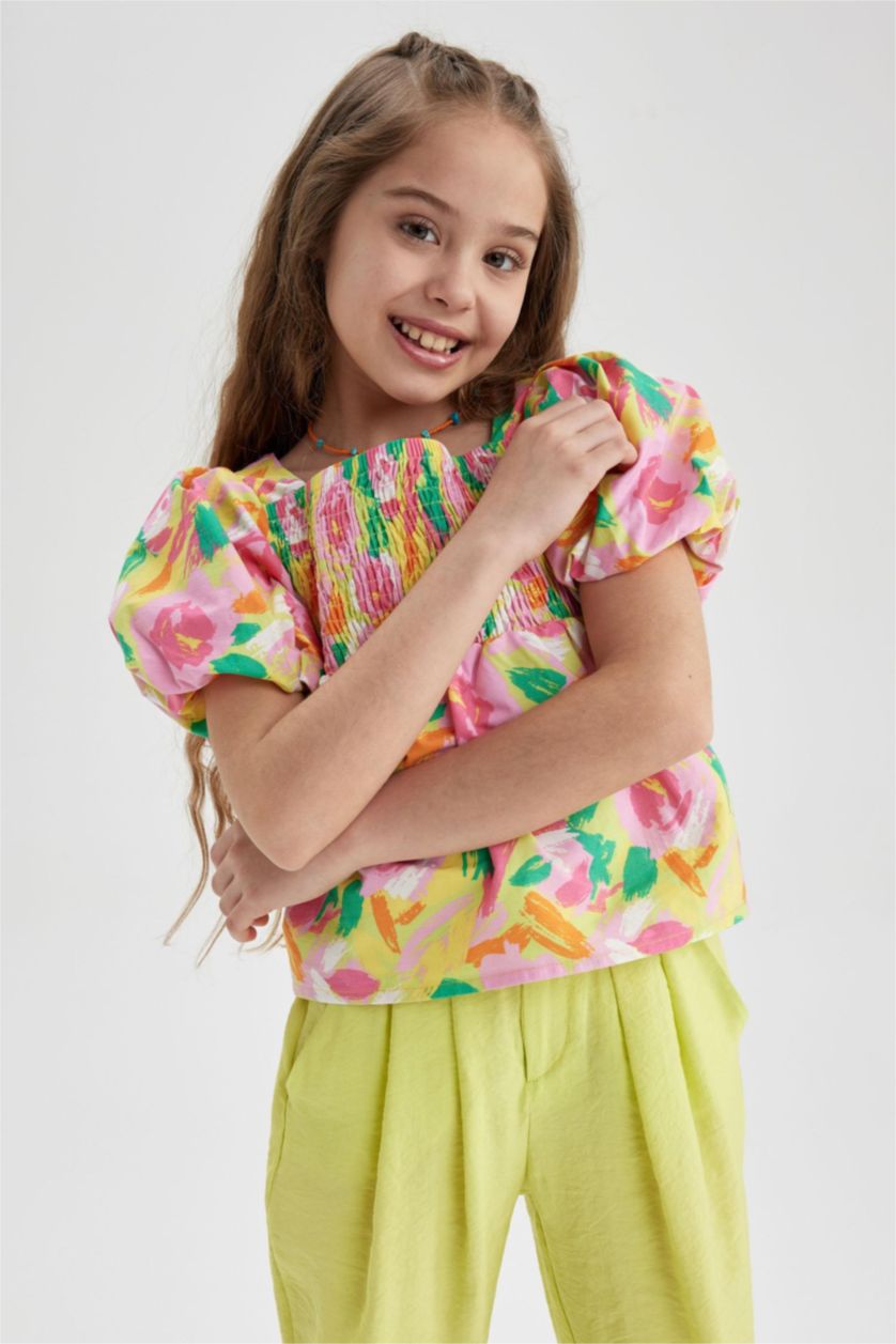 GIRLS & TEENS Green Girl Square Collar Short Sleeve Blouse