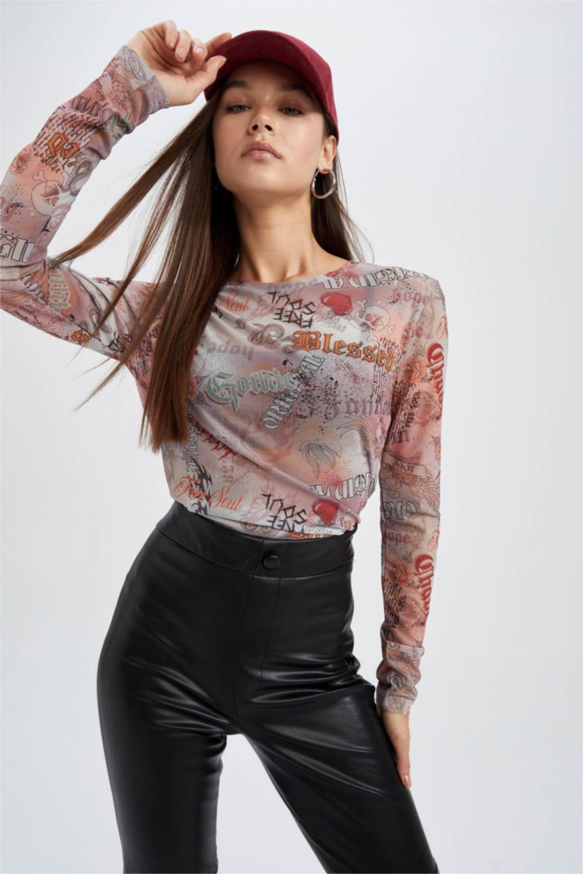 نساء رمادي فاتح تيشيرت سليم فيت وأكمام طويلة