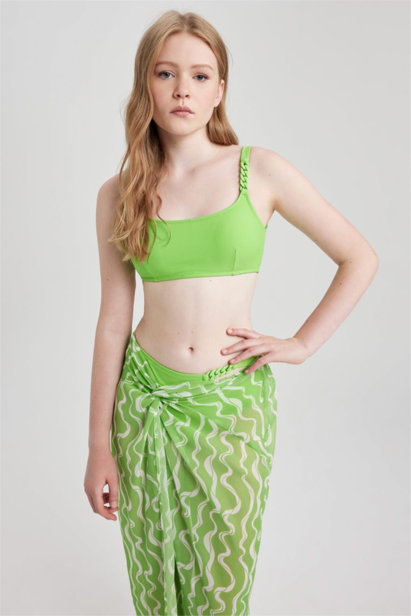 Woman Green Regular Fit Bikini Top