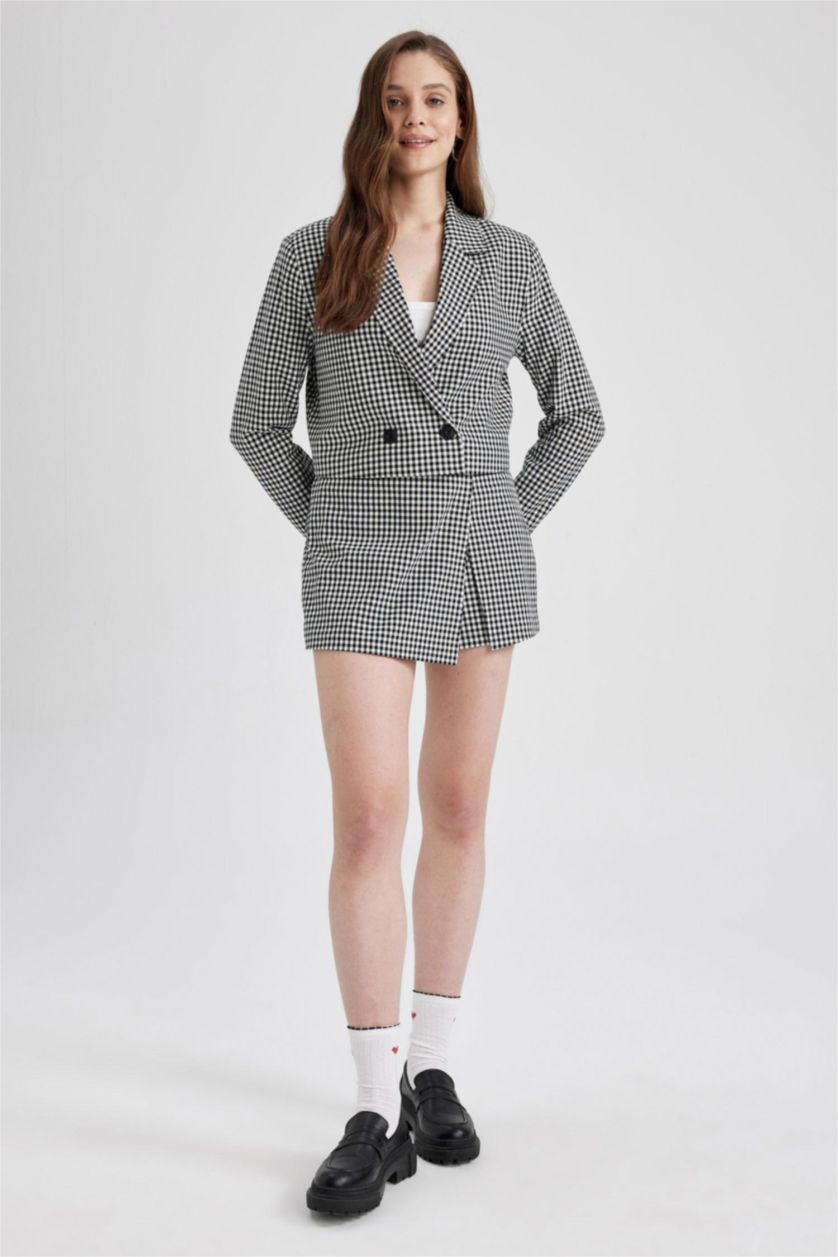 حريمي أسود شورت قصة عادية