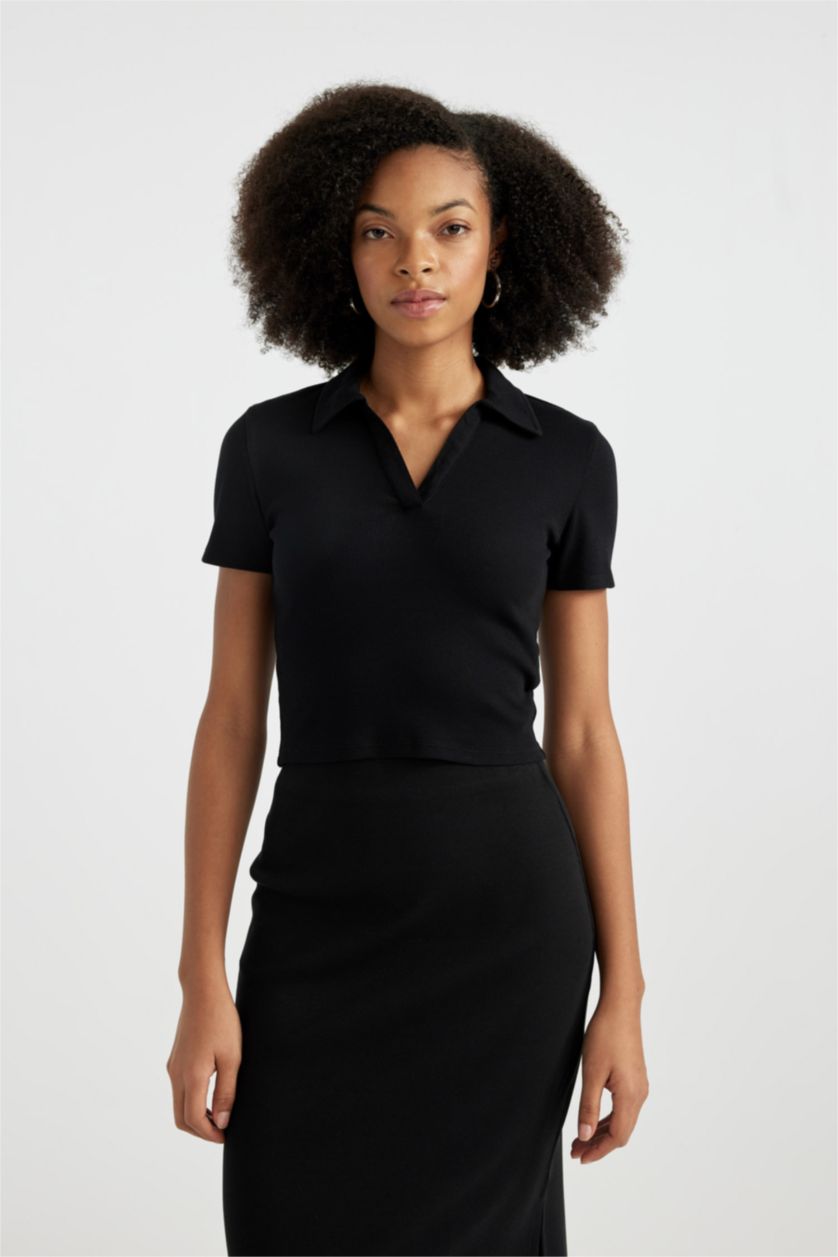 Kadın Siyah Fıtted Polo Yaka Fitilli Kaşkorse Kısa Kollu Tişört