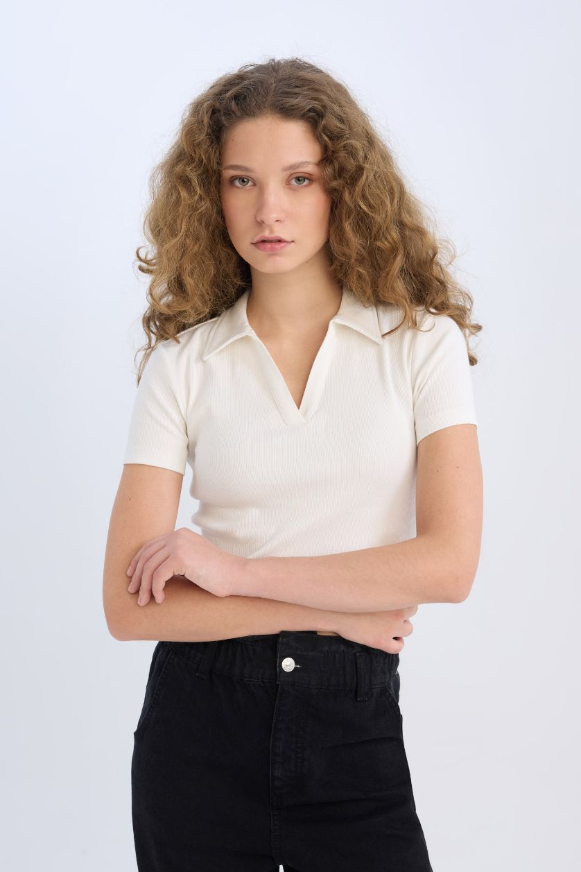 نساء اوف وايت تيشيرت بولو نص كم مضلع سليم فيت