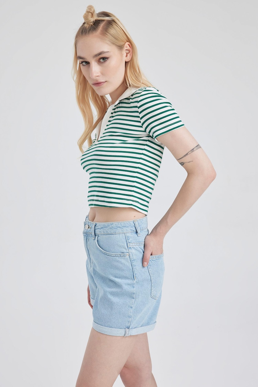 Women Green Slim Fit Camisole Short Sleeve T-Shirt