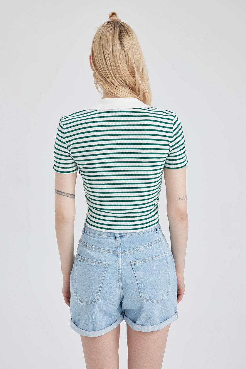 Women Green Slim Fit Camisole Short Sleeve T-Shirt