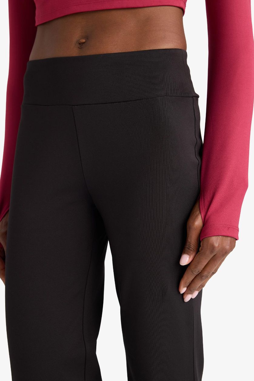 WOMAN Black Flare Fit Wide Leg Standard Length Scuba Diving Sports Sweatpants