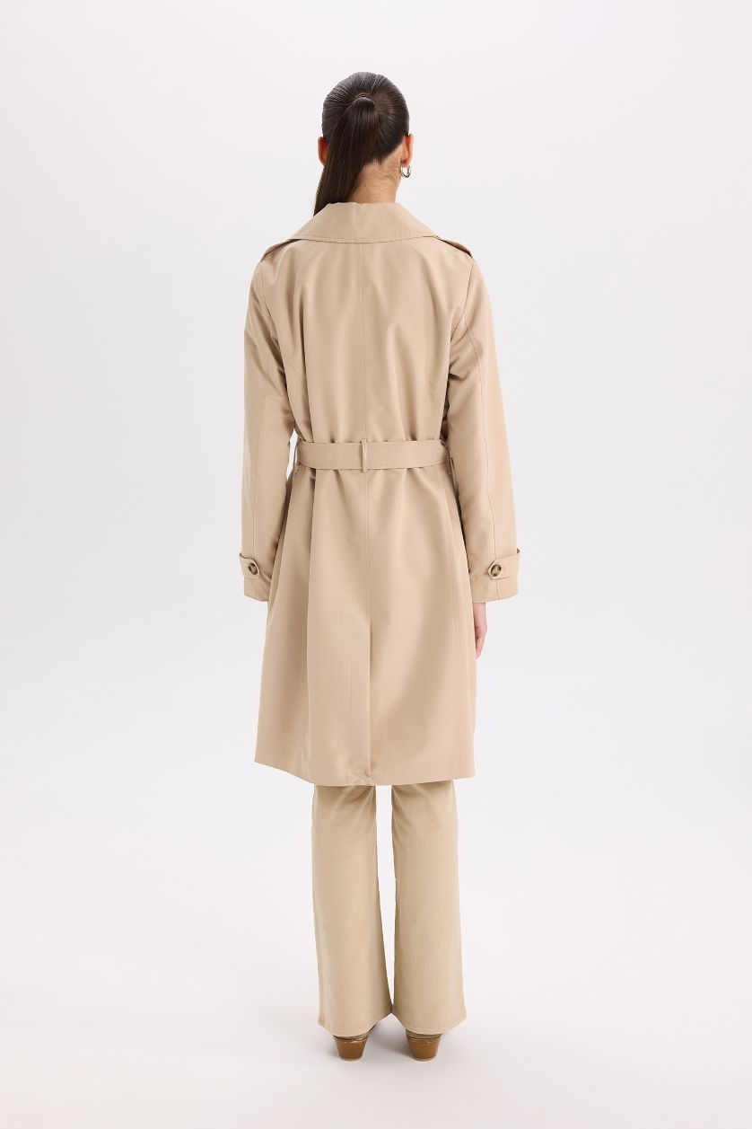 Kadın Camel Su Geçirmez Mevsimlik Trençkot Kruvaze Yaka Düğmeli Cepli Kemerli Apoletli