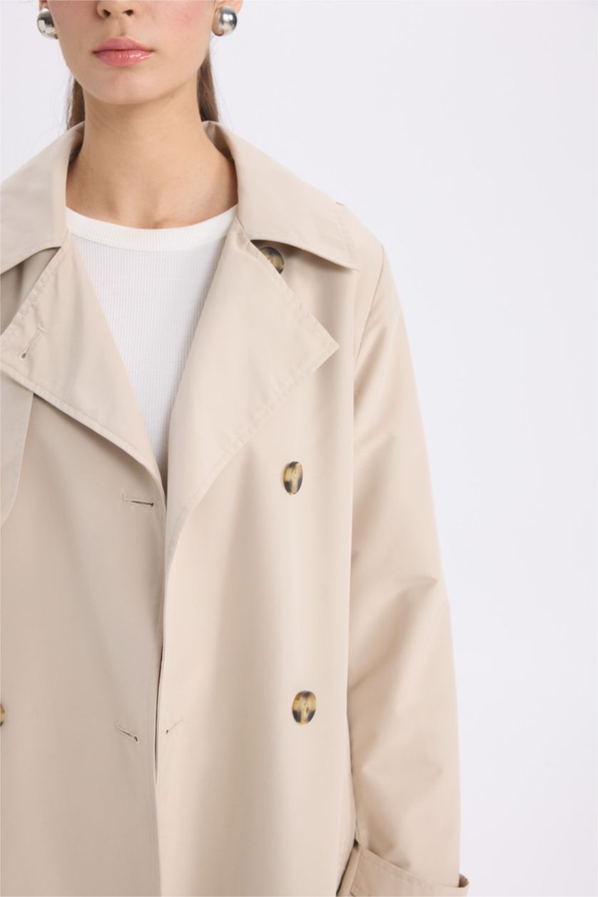 Kadın Ekru Su Geçirmez Mevsimlik Trençkot Kruvaze Yaka Düğmeli Cepli Kemerli Apoletli