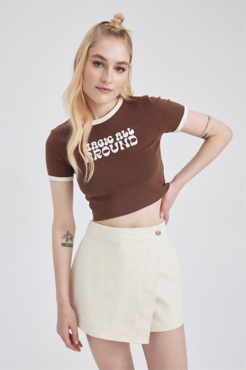 Kadın Kahve Fıtted Bisiklet Yaka Baskılı Ribana Kısa Kollu Tişört