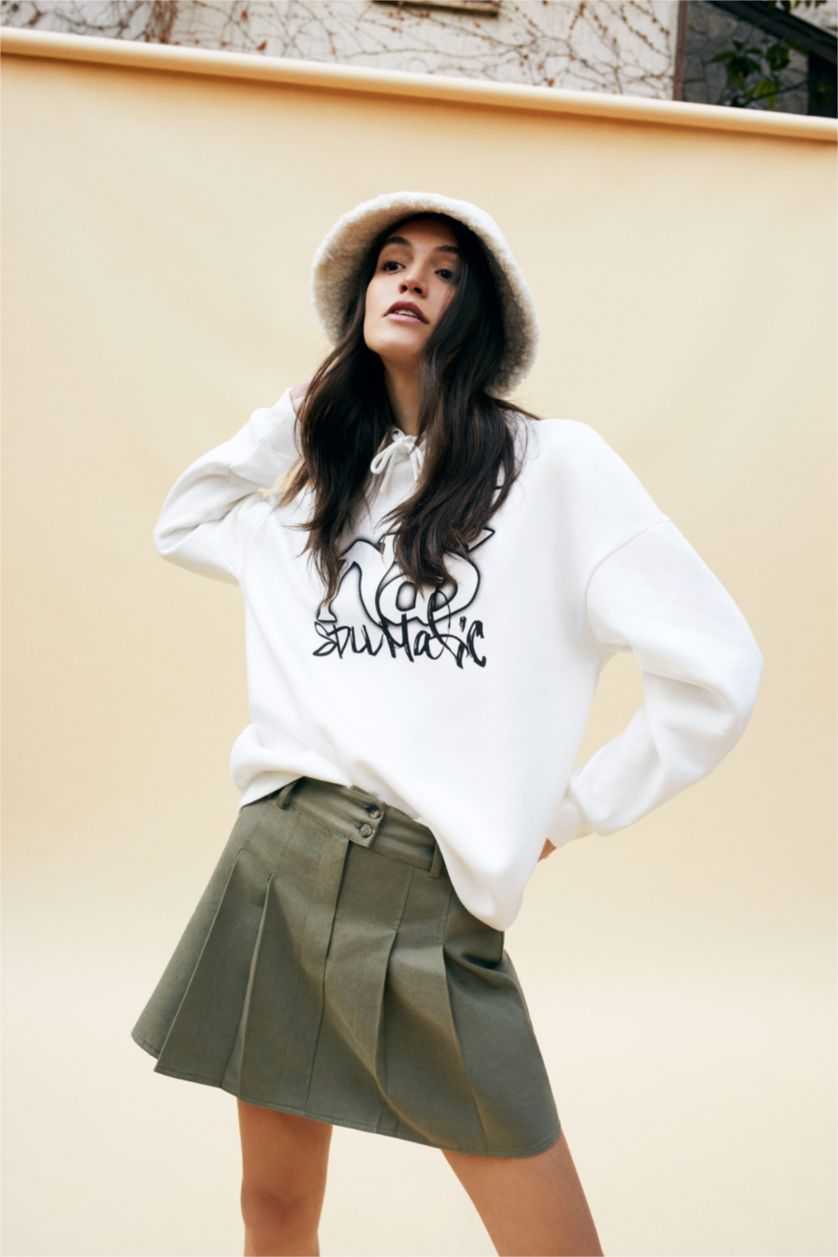 Жіночий Кремовий Світшот оверсайз з капюшоном з принтом з товстої тканини для жінок