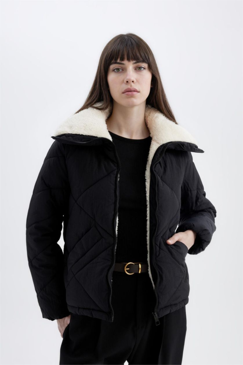 Kadın Siyah Su Geçirmez Puffer Şişme Mont  Kapitoneli İçi Suni Kürklü Rüzgar Geçirmez Cepli