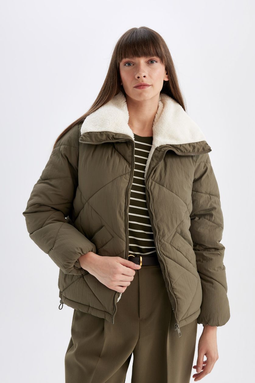 Kadın Haki Su Geçirmez Puffer Şişme Mont Kapitoneli İçi Suni Kürklü Rüzgar Geçirmez Cepli