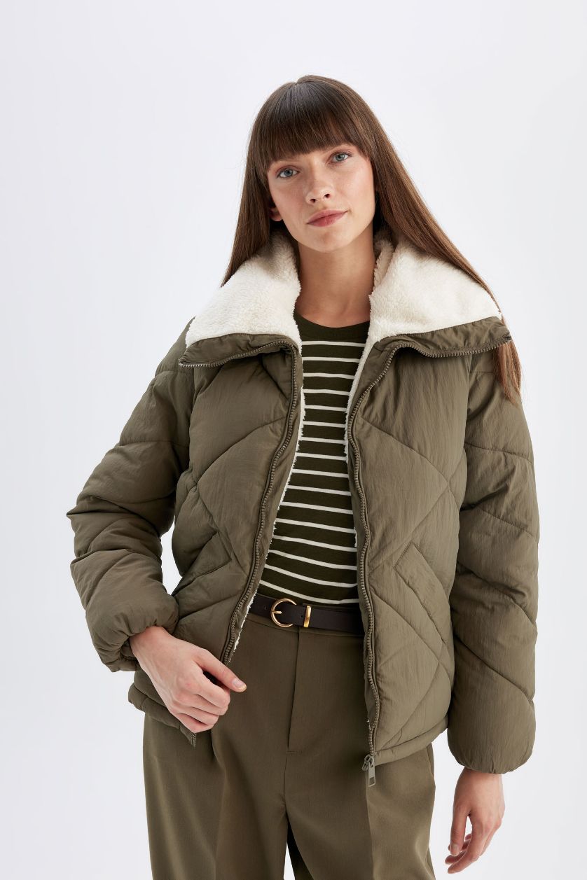 Kadın Haki Su Geçirmez Puffer Şişme Mont Kapitoneli İçi Suni Kürklü Rüzgar Geçirmez Cepli