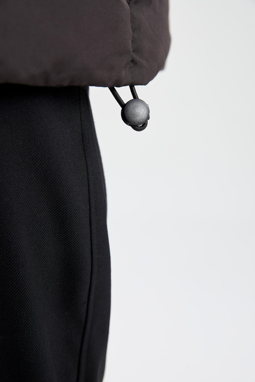 Women Black Puffer Jacket