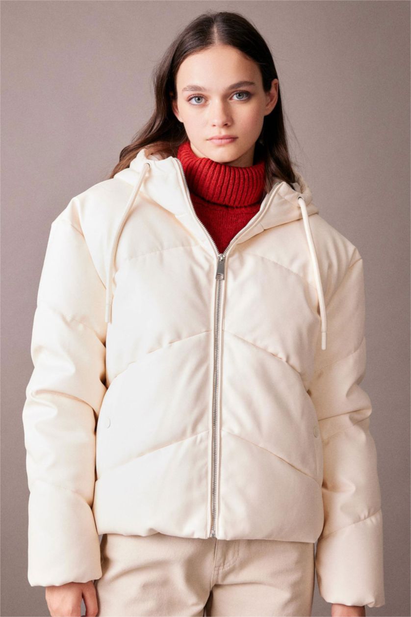 نساء حجري فاتح قمصلة جلد صناعي قصة عادية بغطاء للرأس مقاوم للماء