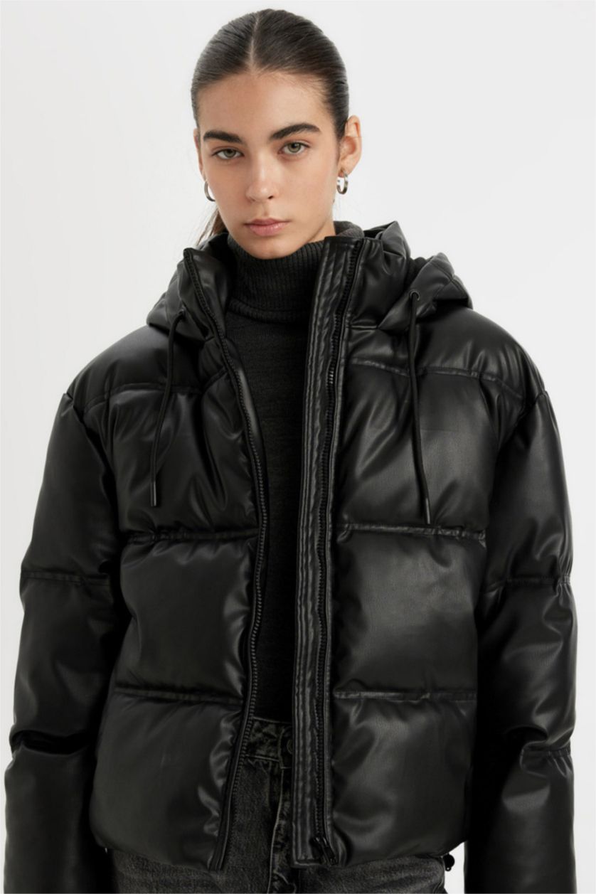 نساء أسود قمصلة نفخ قصة عادية بغطاء للرأس مقاوم للماء