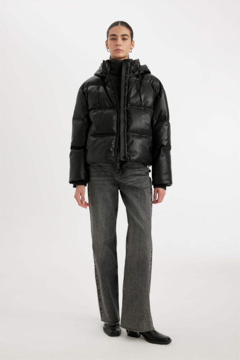 نساء أسود قمصلة نفخ قصة عادية بغطاء للرأس مقاوم للماء