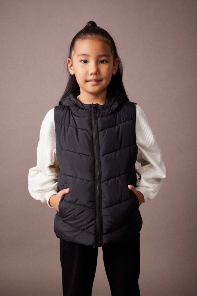 GIRLS & TEENS Black Girl Water Repellent Hooded Puffer Vest