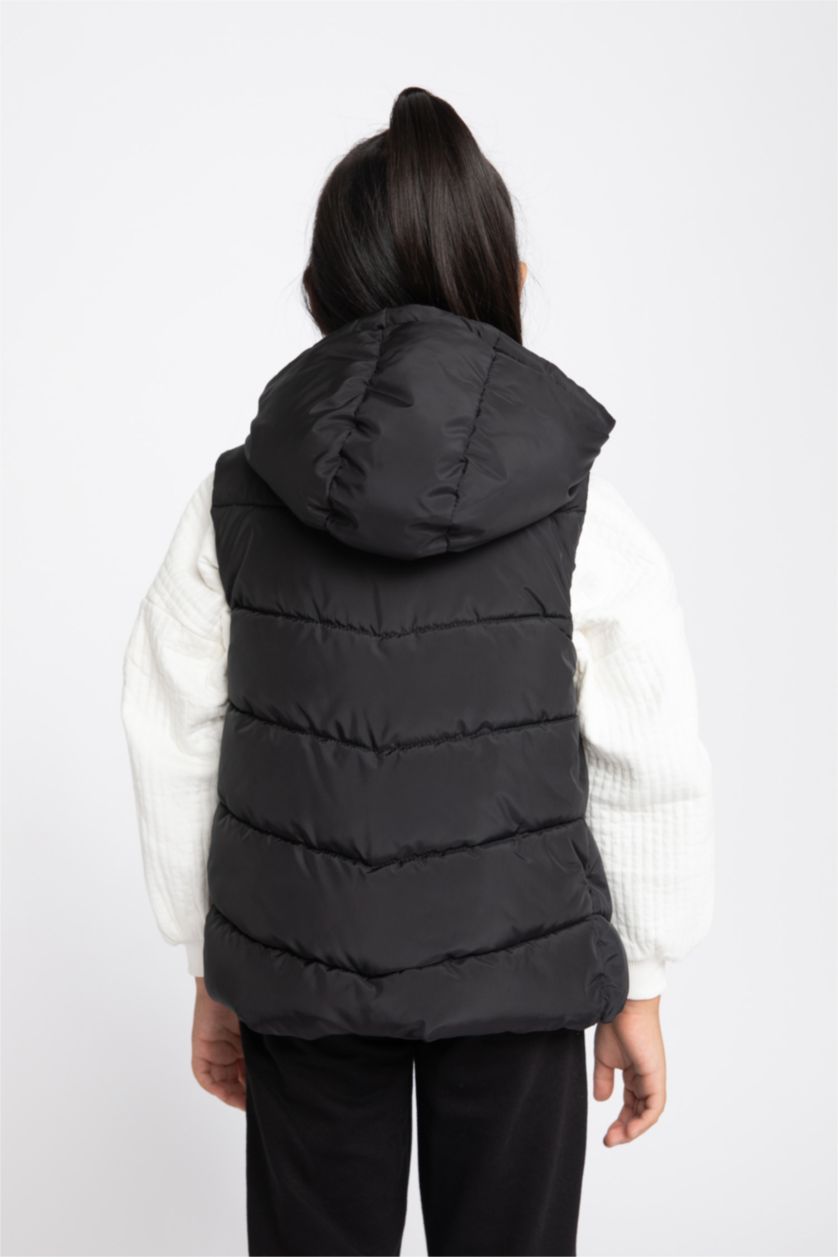 GIRLS & TEENS Black Girl Water Repellent Hooded Puffer Vest