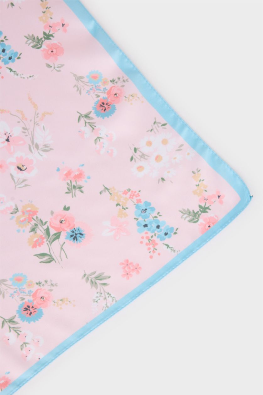 Woman Pink Woman Flower Foulard