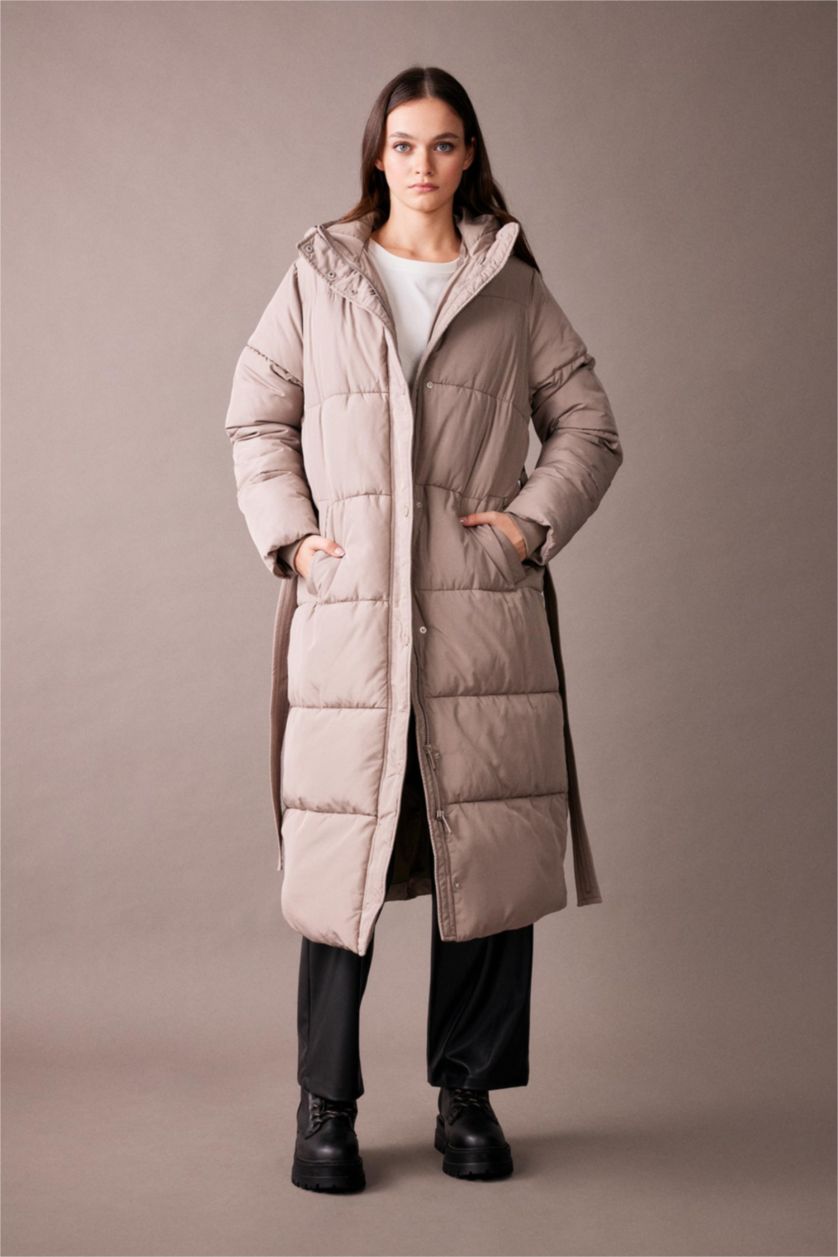Woman Beige Hooded Long Puffer Jacket with Belt