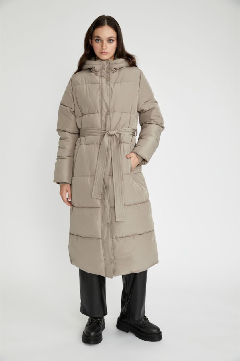 Woman Beige Hooded Long Puffer Jacket with Belt