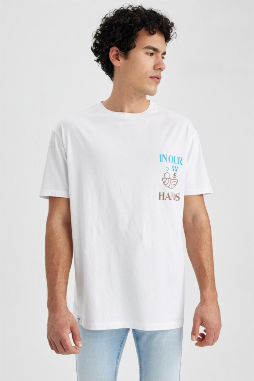 MAN White Regular Fit Short Sleeve T-Shirt