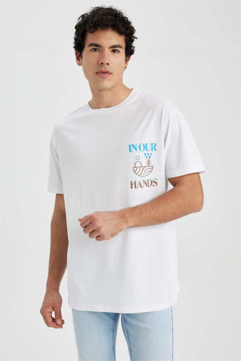 MAN White Regular Fit Short Sleeve T-Shirt