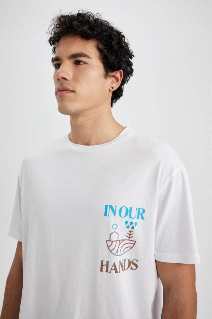 MAN White Regular Fit Short Sleeve T-Shirt