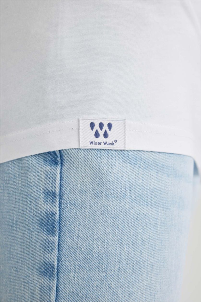 MAN White Regular Fit Short Sleeve T-Shirt