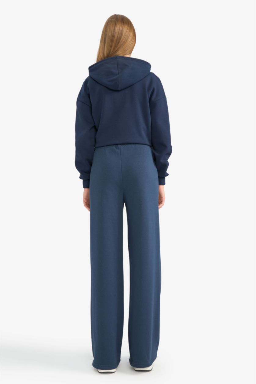 Kadın Lacivert Straight Fit Beli Bağcıklı Cepli Düz Paça Eşofman Altı