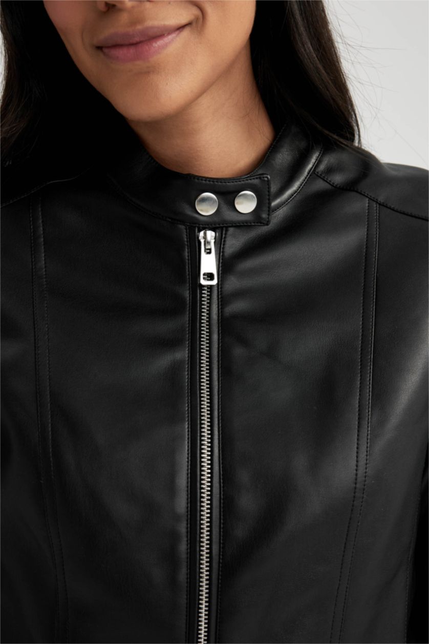 نساء أسود قمصلة جلد صناعي قصة عادية مقاوم للماء