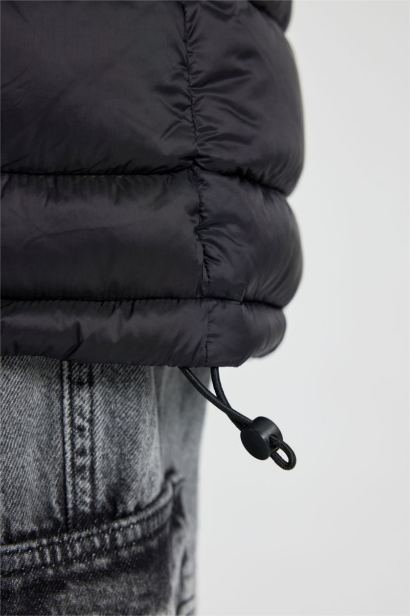 Kadın Siyah Su Geçirmez Yelek