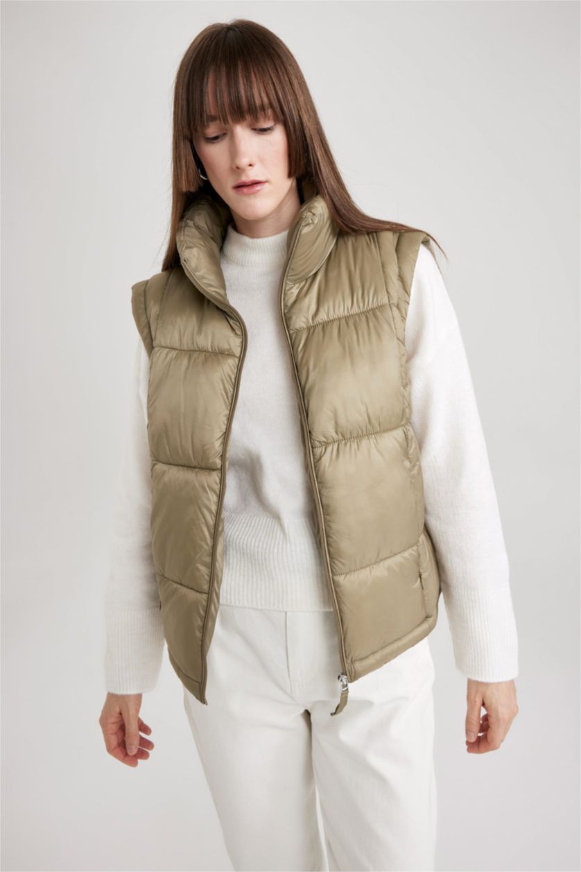 WOMAN Khaki Waterproof Vest