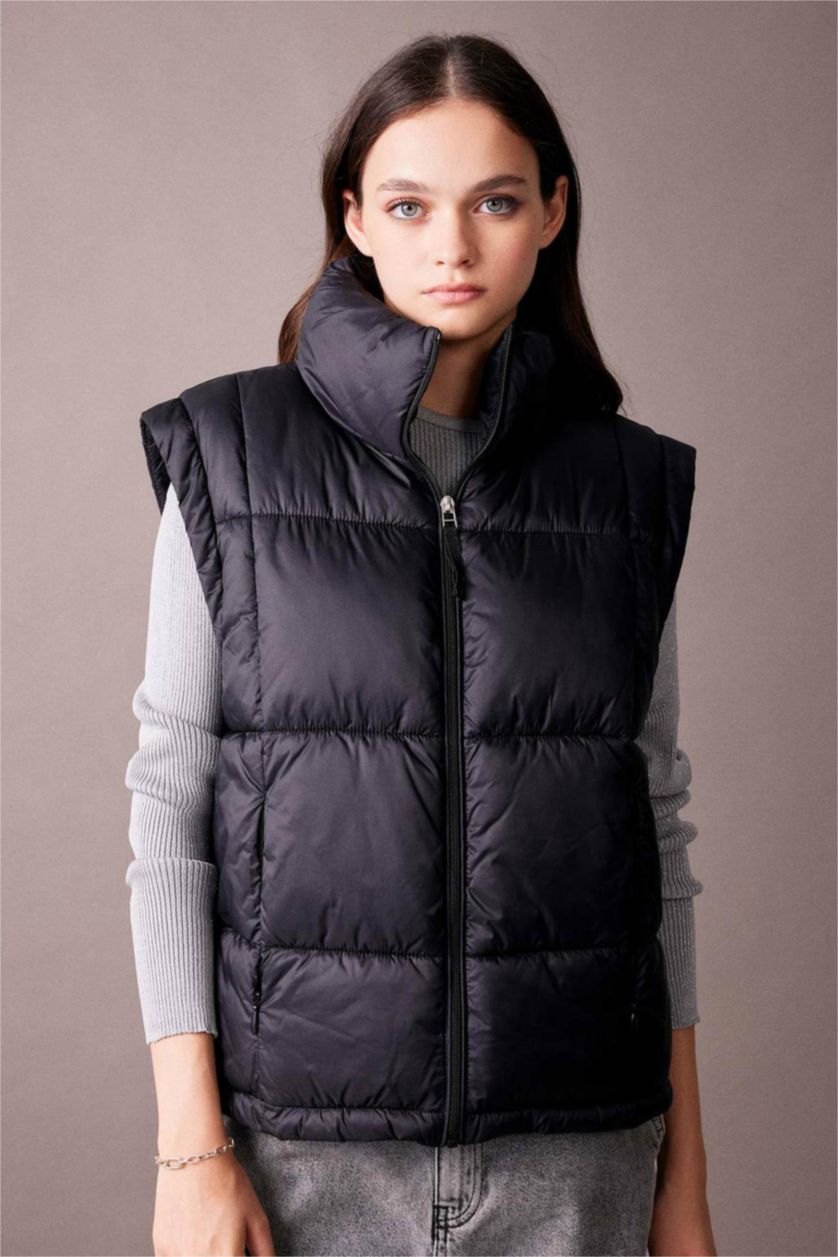 Женщины Черный Дутый жилет водоотталкивающий сохраняет тепло с воротником на молнии