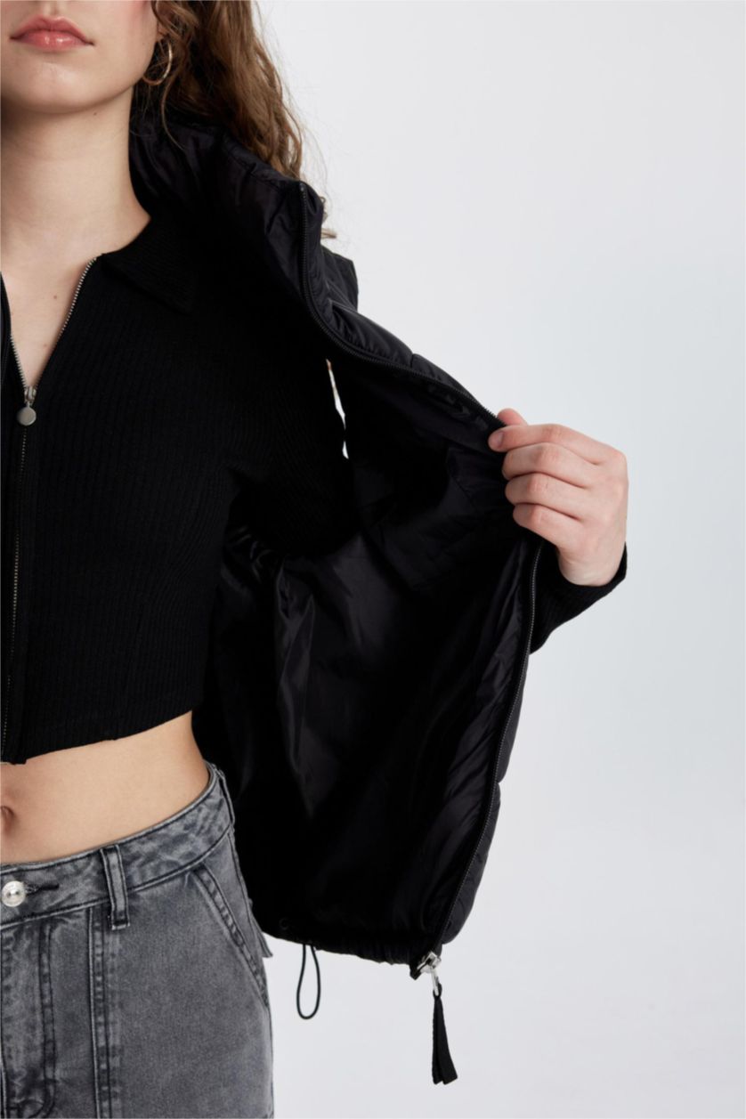 Женщины Черный Дутый жилет водоотталкивающий сохраняет тепло с воротником на молнии