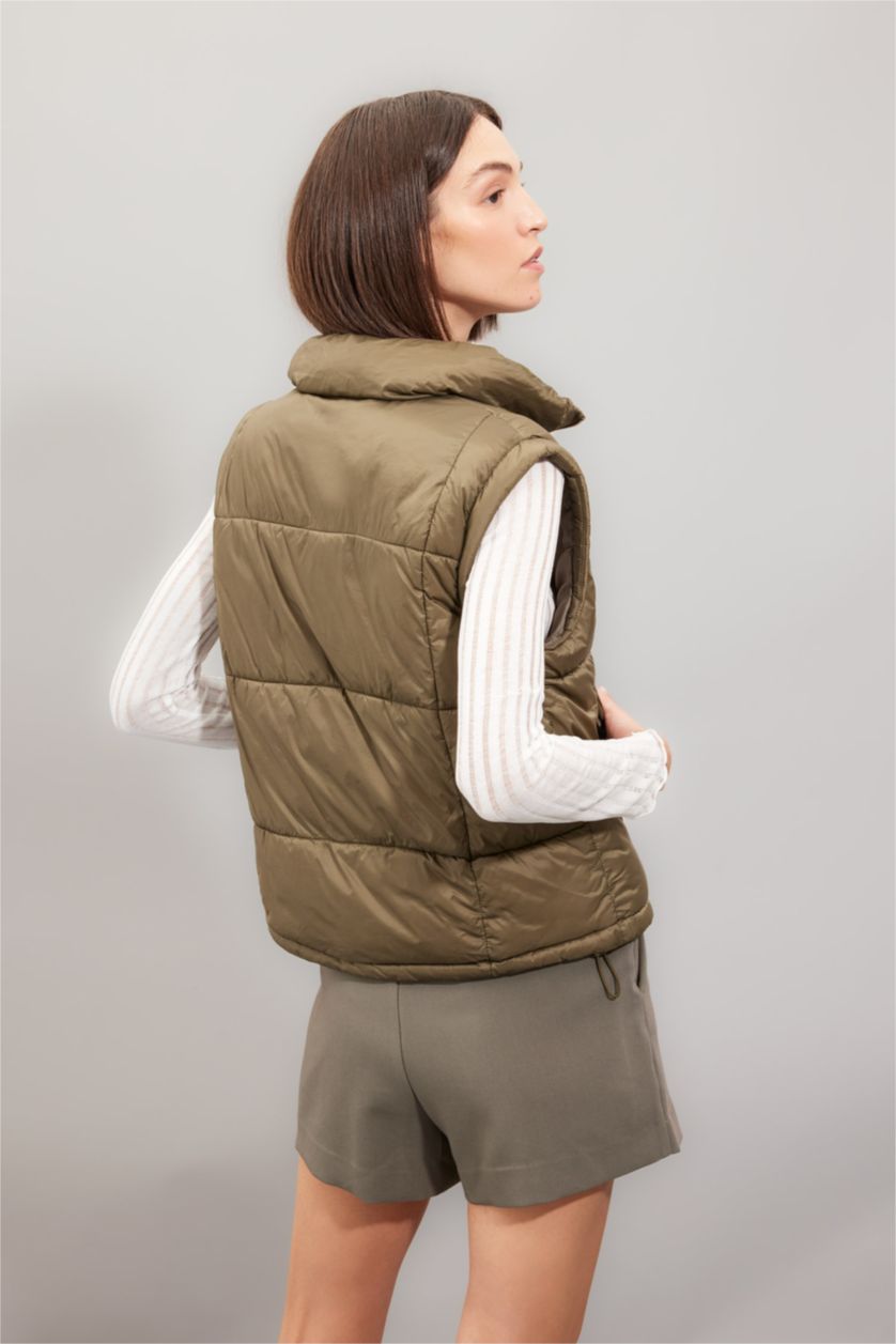 WOMAN Khaki Waterproof Zipper Vest
