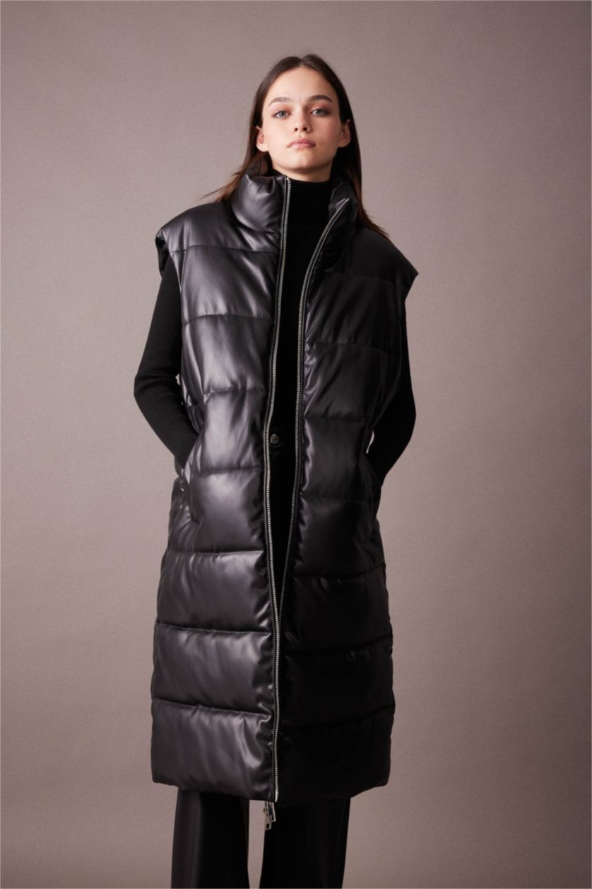 Kadın Siyah Su İtici Oversize Geniş Kalıp Dik Yaka Suni Deri Uzun Şişme Yelek